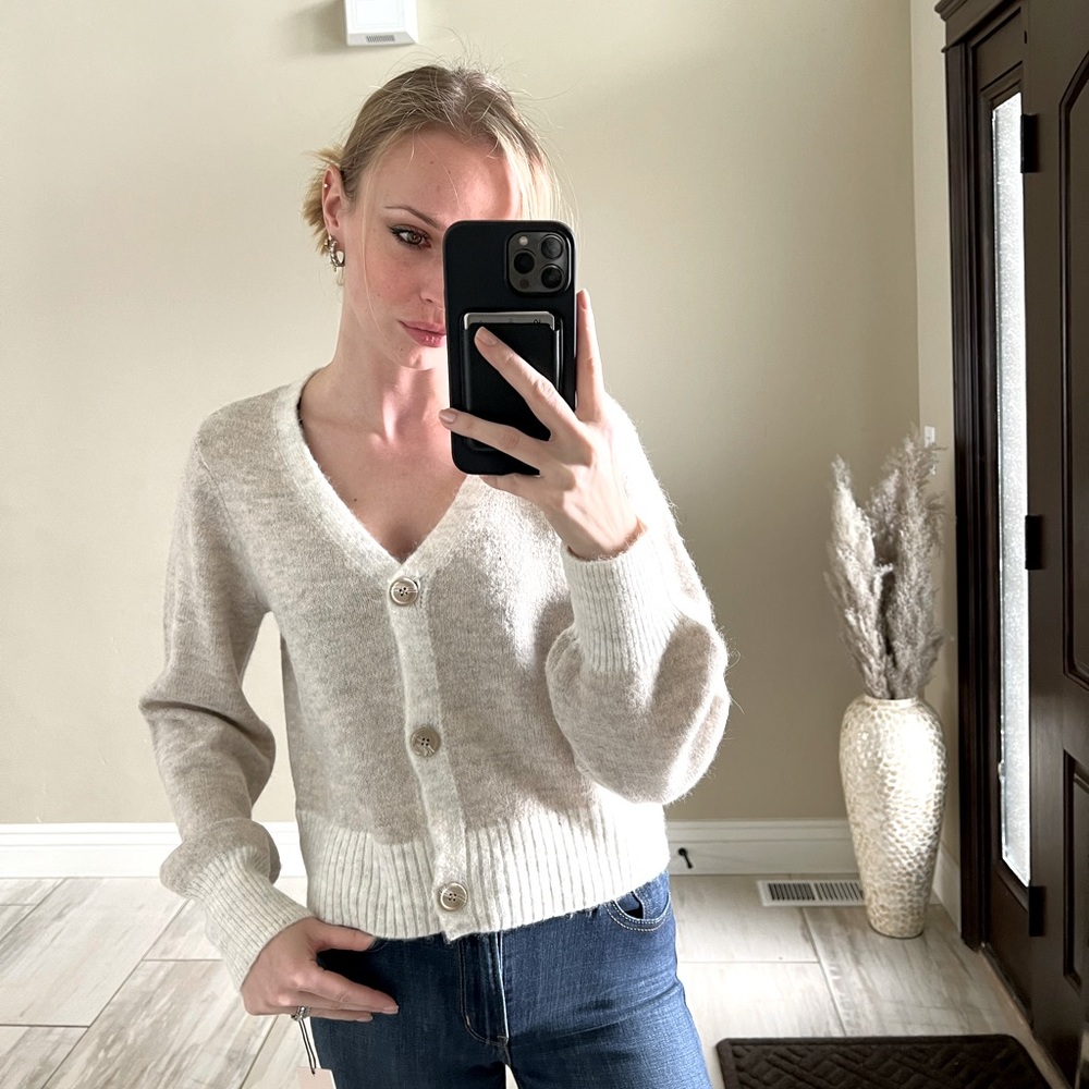 NWT SINCERELY JULES WOMENS CARDIGAN BEIGE/CREAM SIZE M AND S